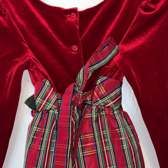 Christmas tartan pattern red dress with velvet top - Picture 9 of 13